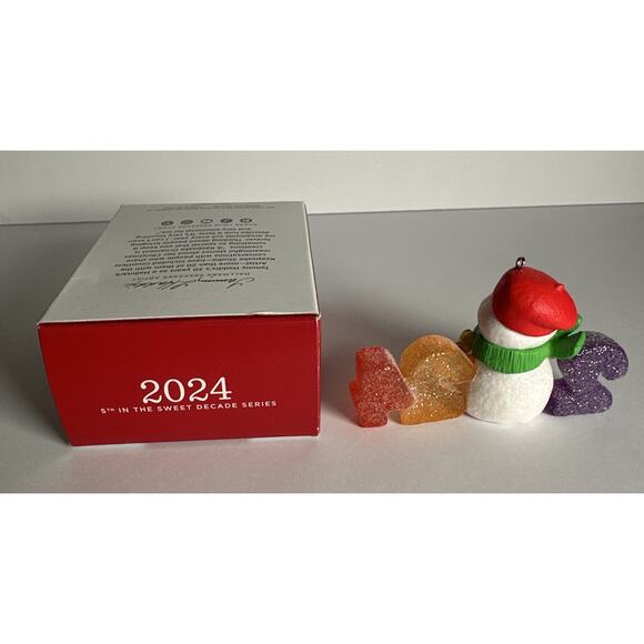 Hallmark Keepsake Ornament 2024 Sweet Decade NIB - Picture 3 of 4